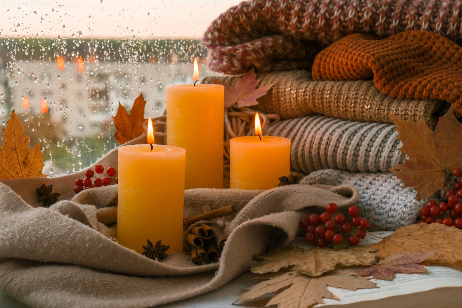 15+ Best Fall Candles for a Cozy Atmosphere