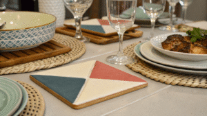 19+ Two-Tone Painted Coasters for Modern Dinner Parties