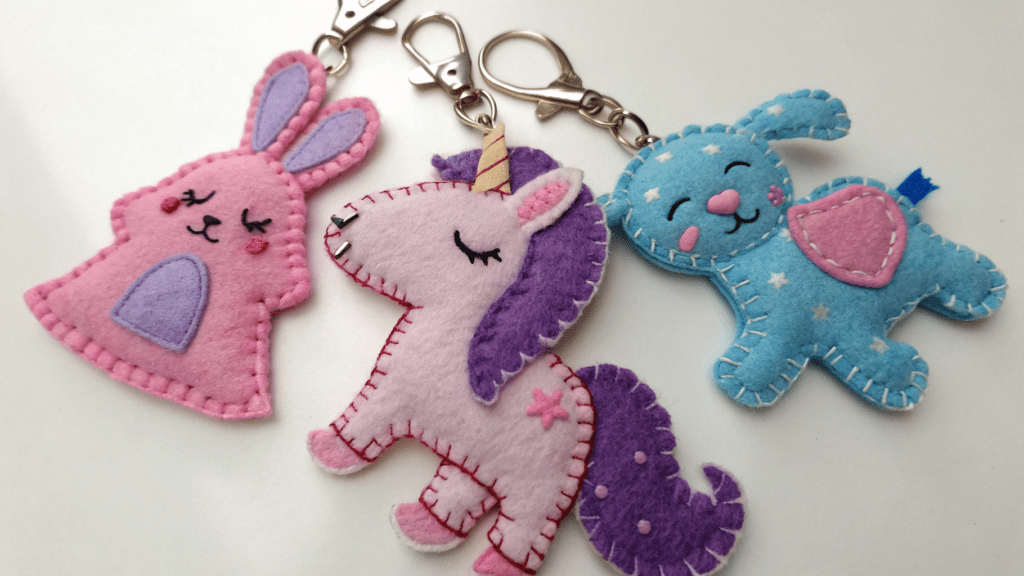 13+ Cute Felt Keychains for Girls