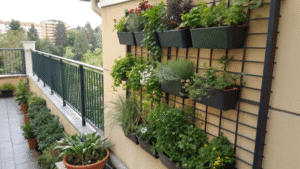 15+ Vertical Garden Ideas for Tiny Balcony Walls