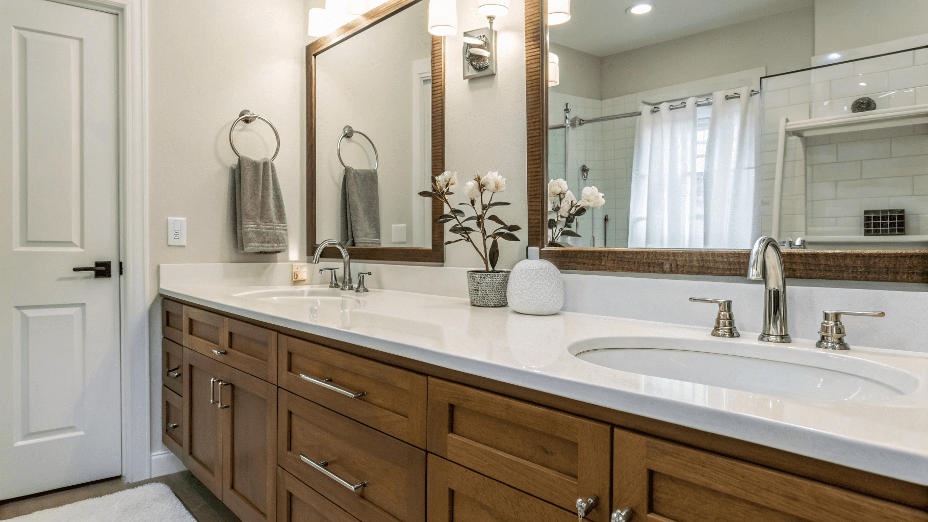 16+ Bathroom Vanity Remodel Ideas That Update the Space